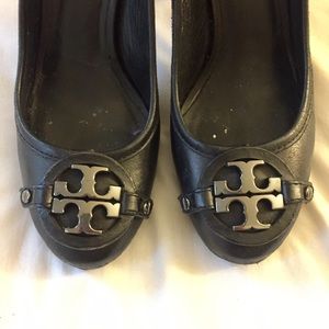 Tory Burch pump